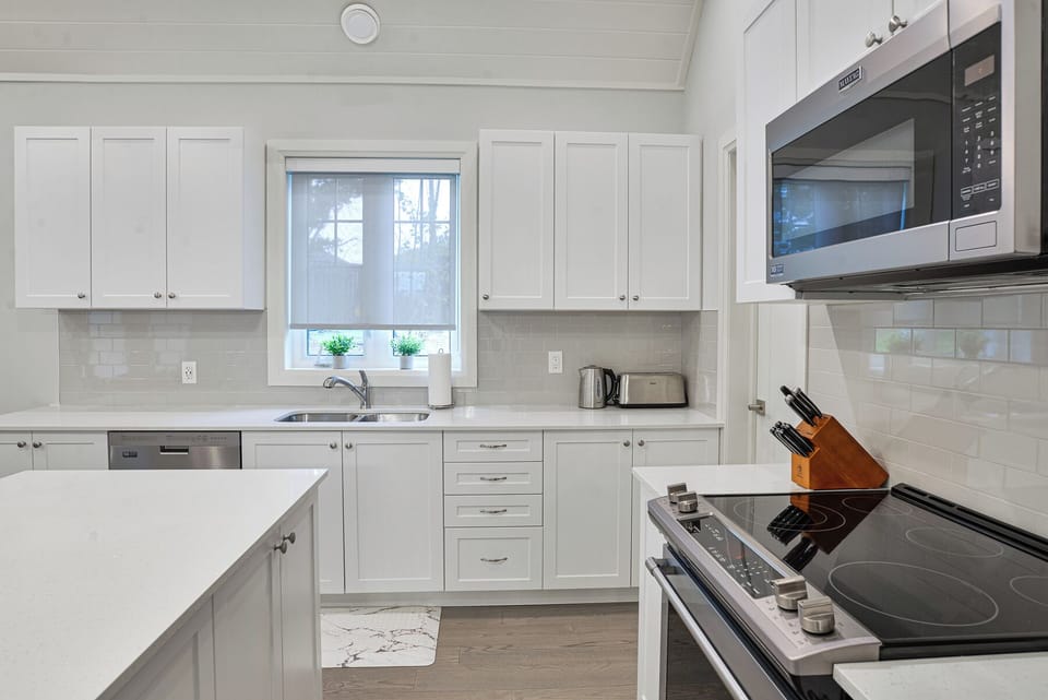 Belle Kitchen 