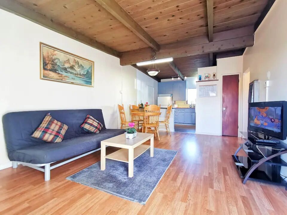 Family Apartment | Living area | 24-inch Smart TV with satellite channels, TV