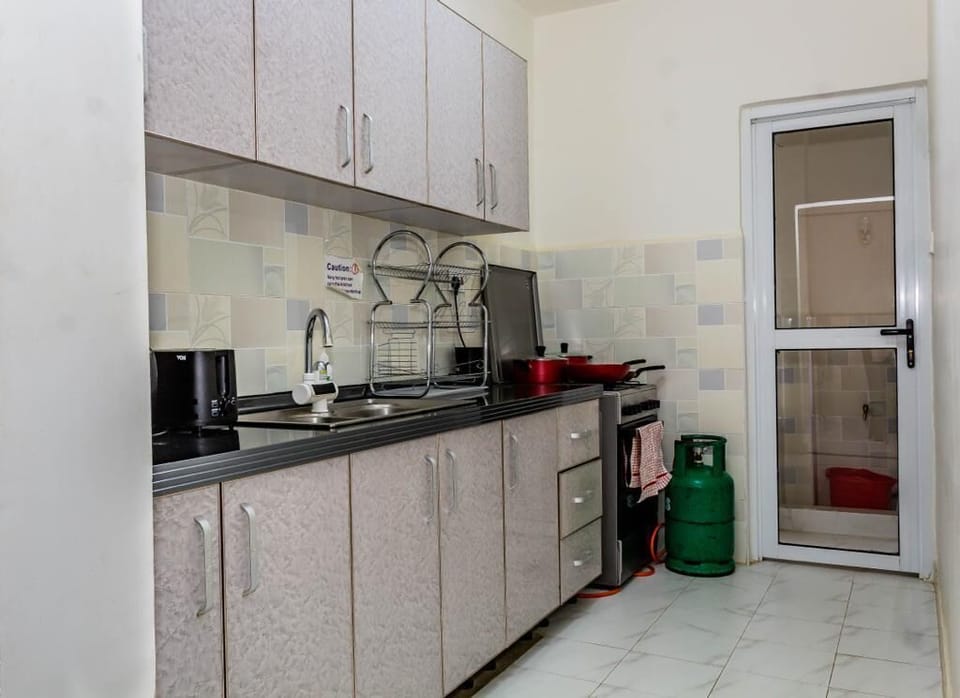 Fridge, microwave, dishwasher, toaster