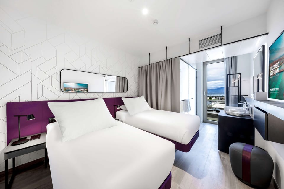 Twin Room | In-room safe, laptop workspace, soundproofing, iron/ironing board