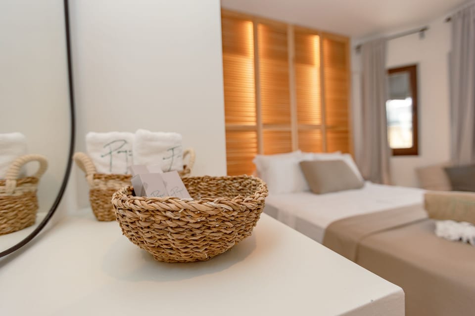 Standard Double Room | Premium bedding, down comforters, minibar, blackout drapes