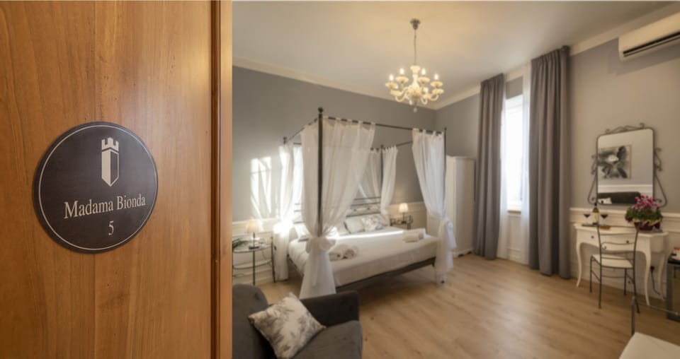 Classic Room | Down comforters, minibar, in-room safe, desk