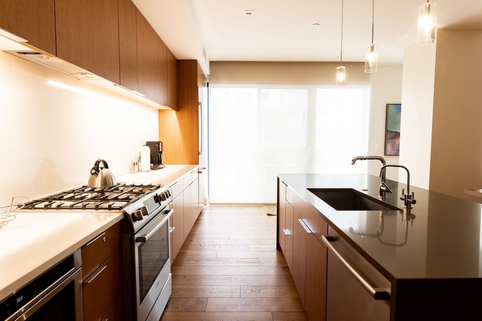 Condo, 3 Bedrooms | Private kitchen | Fridge, oven, coffee/tea maker
