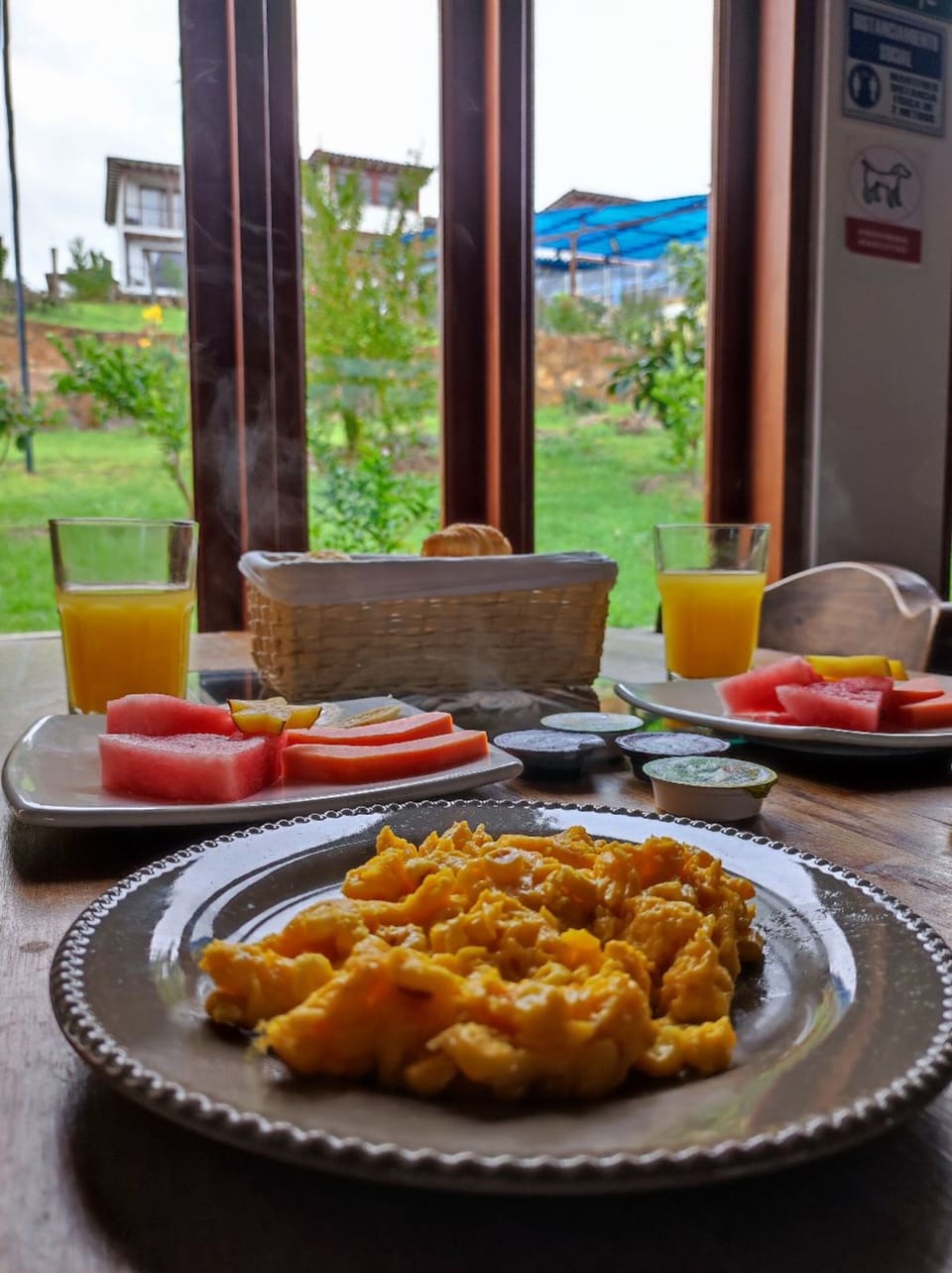 Free daily continental breakfast
