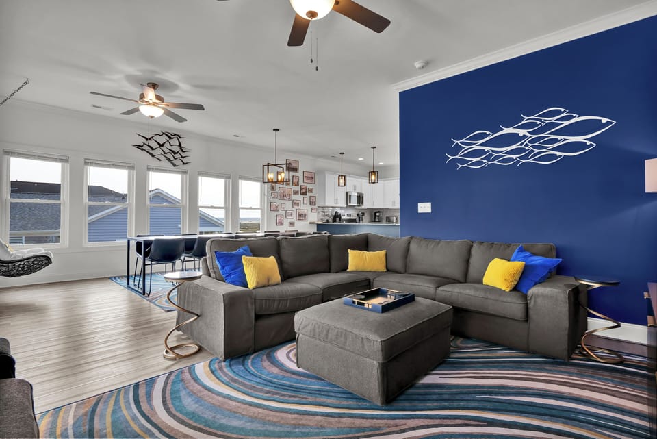 Get cozy for movie time in this relaxing Living room