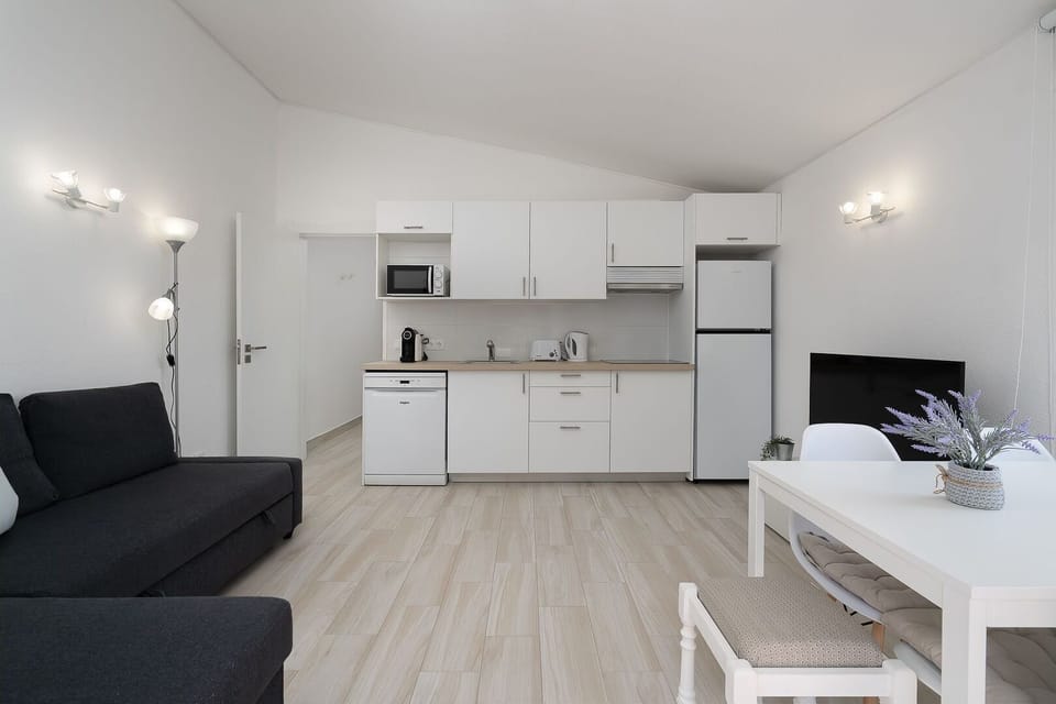 A fully equipped kitchenette with all the amenities you may require to prepare a delicious home-cooked meal.