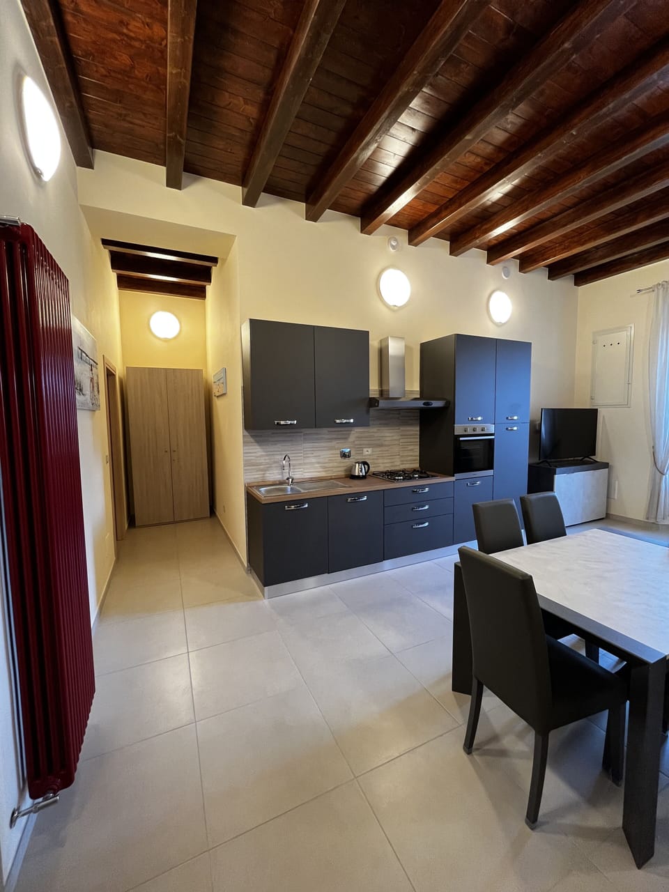 Comfort Apartment | Living area | 40-inch Smart TV with digital channels, TV