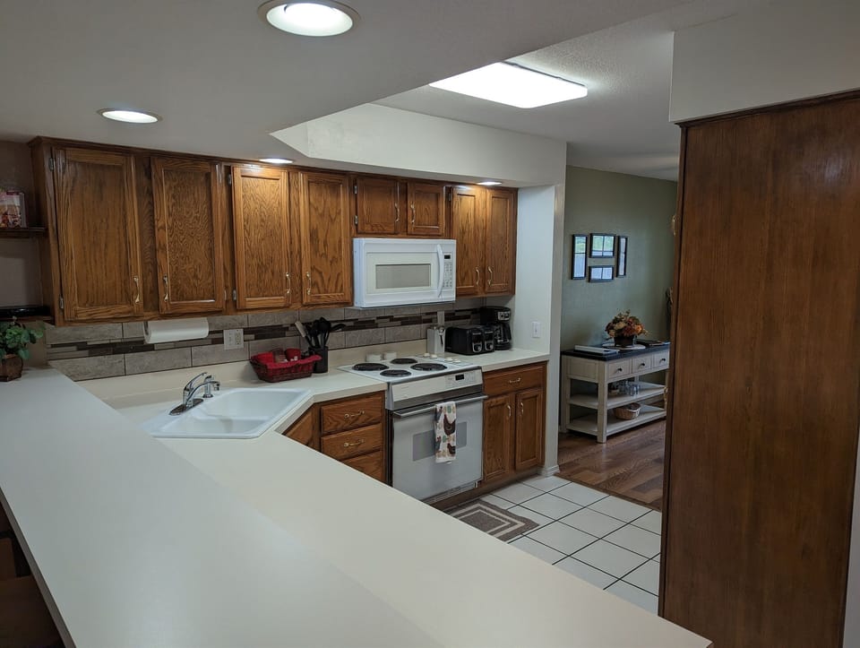 Fully equipped kitchen