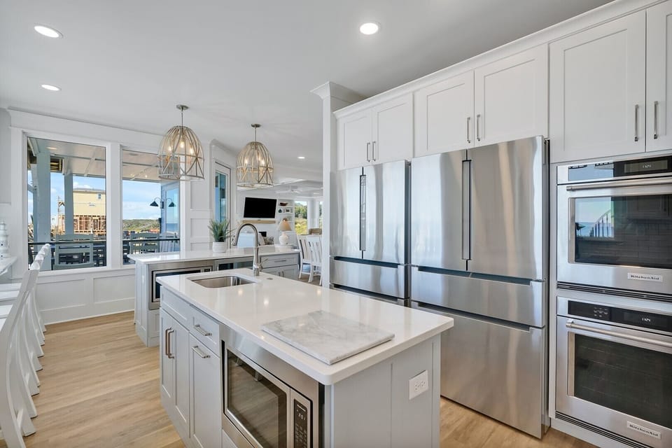 Kitchen
CG 10.20.23