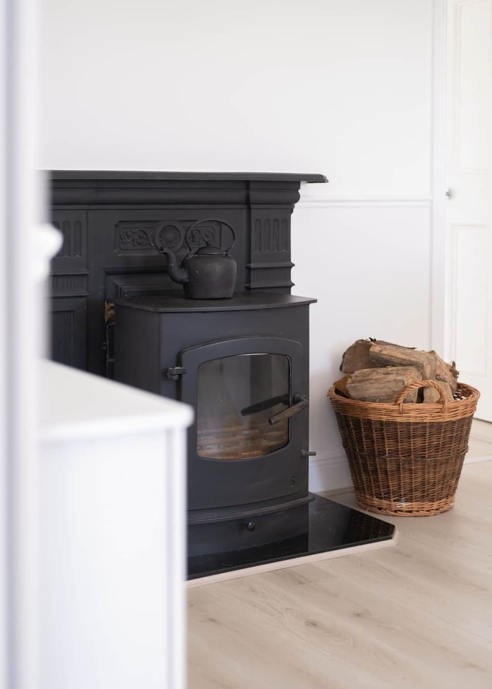 Kitchen detail (3)