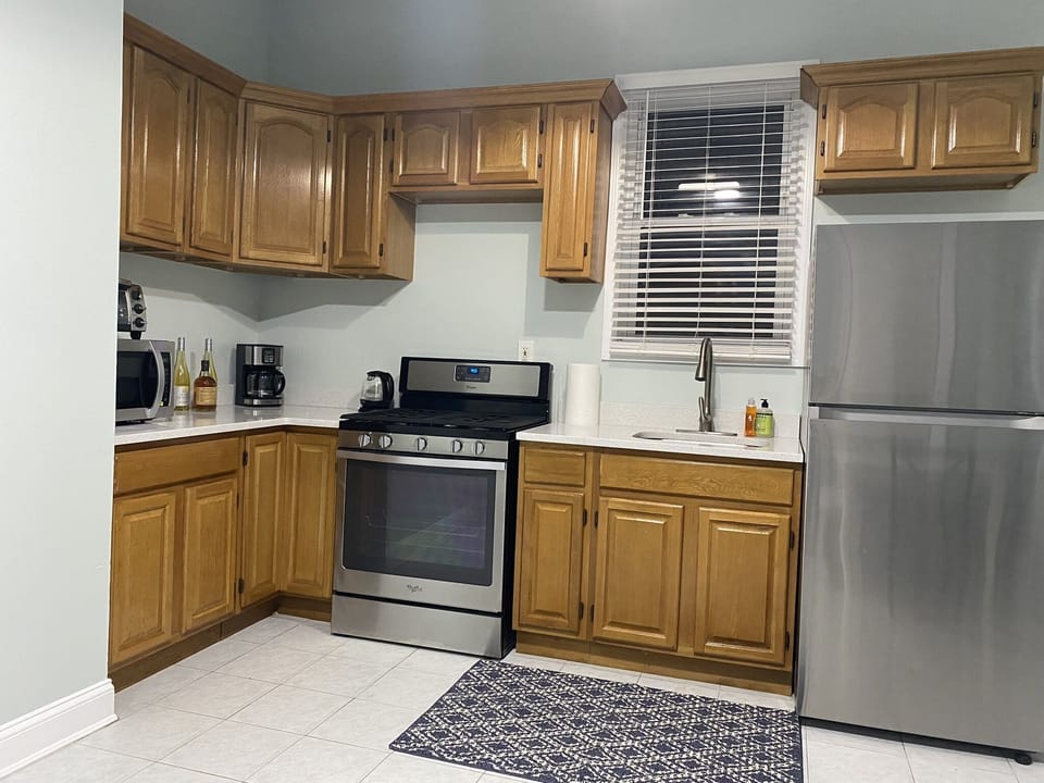 Spacious kitchen 