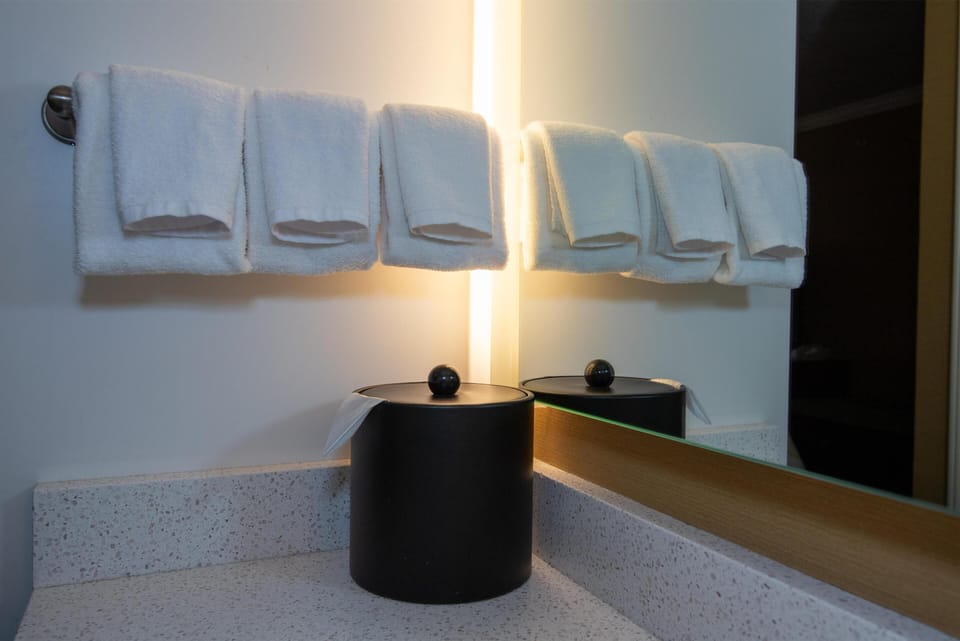 The Bard's Inn, BW Signature Collection by Best Western Hotel in Ashland