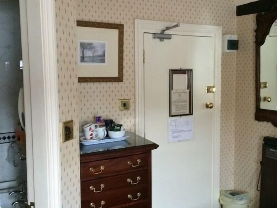 Twin Room, Ensuite