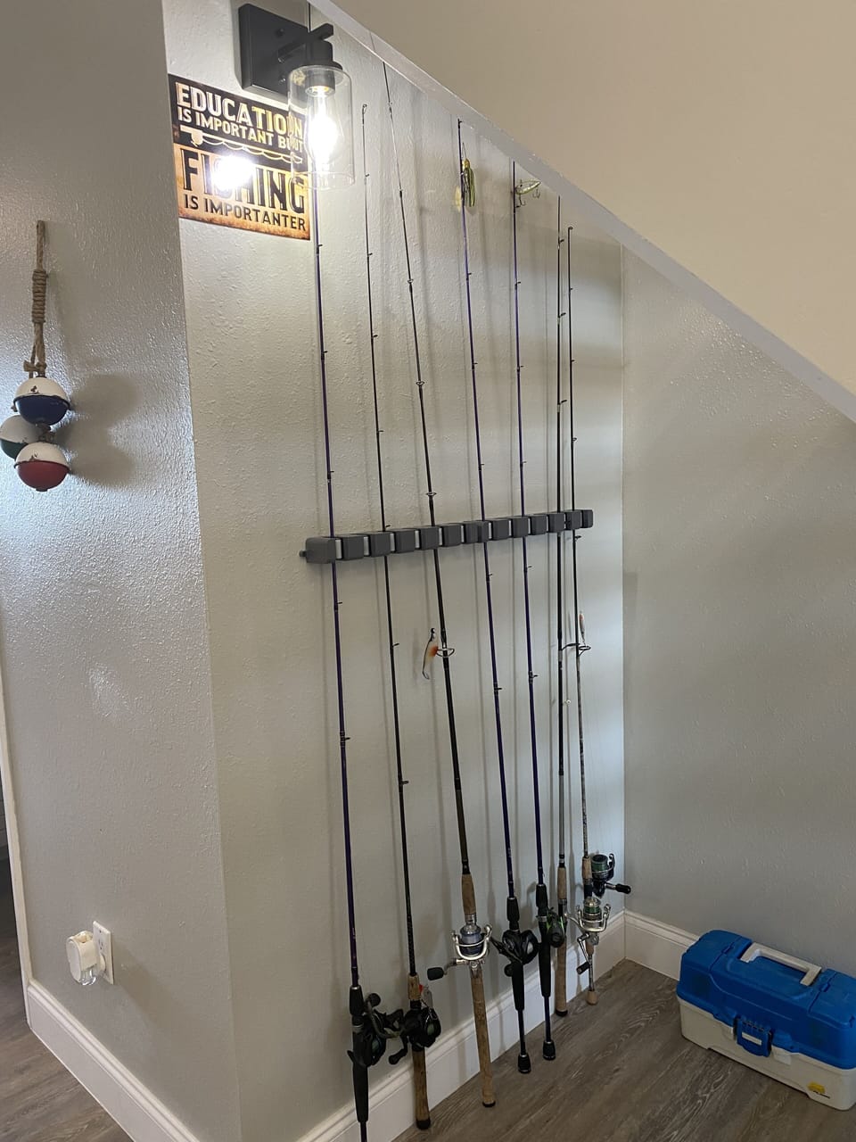 Rod & reels for fishing.