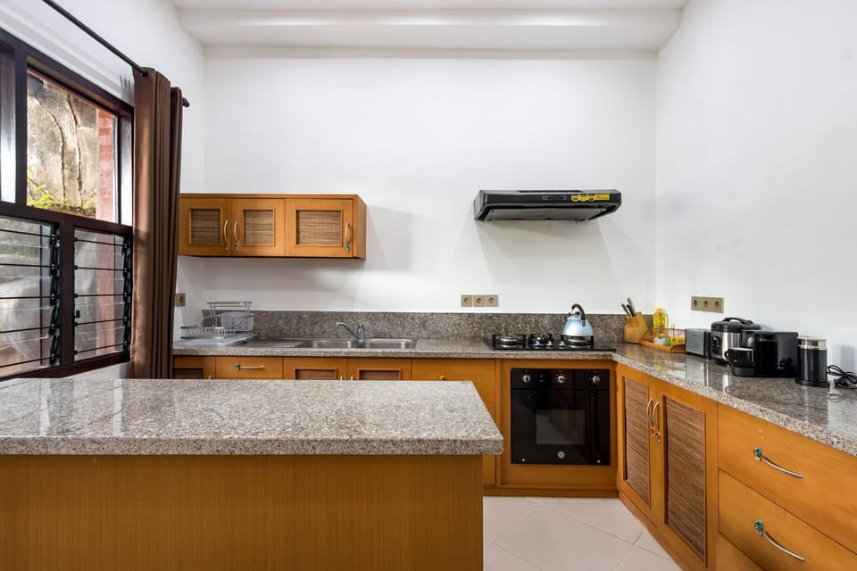 Romantic Villa, 2 Bedrooms, Private Pool, Garden View | Private kitchen | Full-size fridge, oven, stovetop, cookware/dishes/utensils