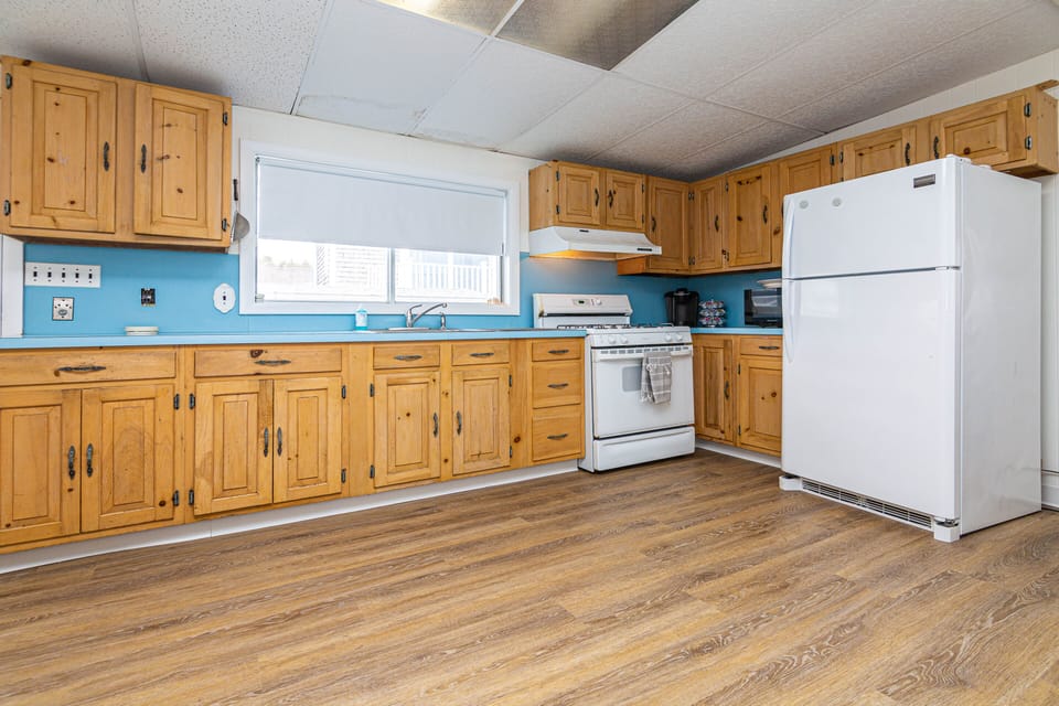 The kitchen is fully equipped for BBQs and homecooked meals for all!