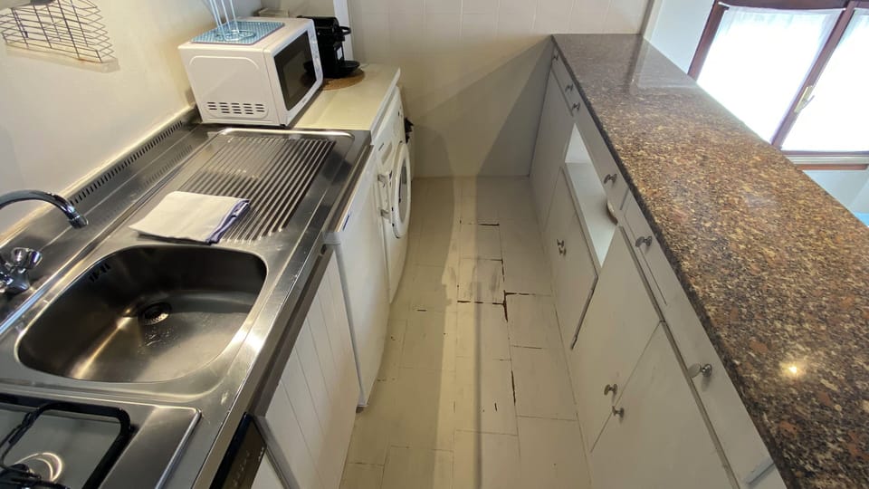 Condo | Private kitchen