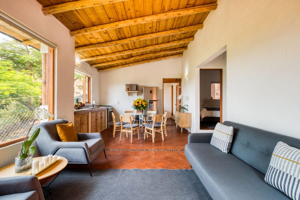 Comfort Cabin | Living area