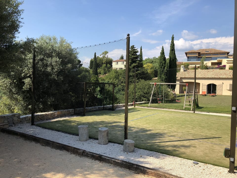 Sport court