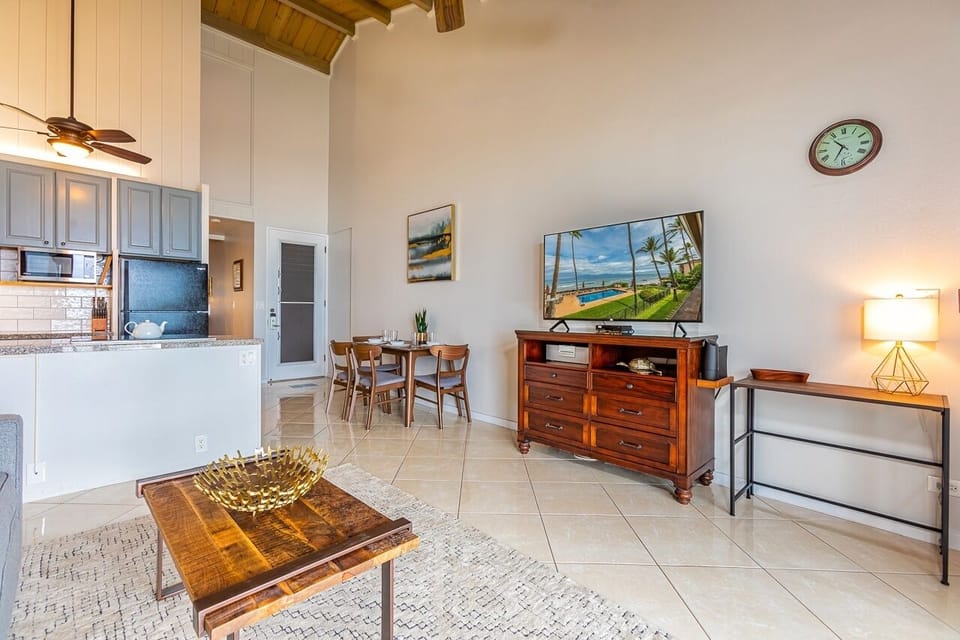 Condo, 1 Bedroom | Interior