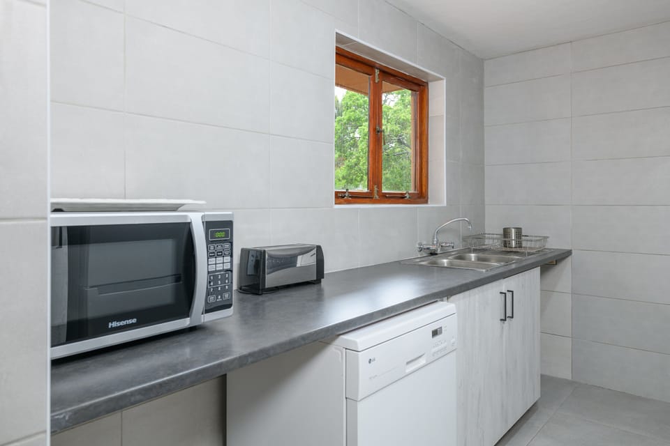 Classic Villa | Private kitchen | Electric kettle