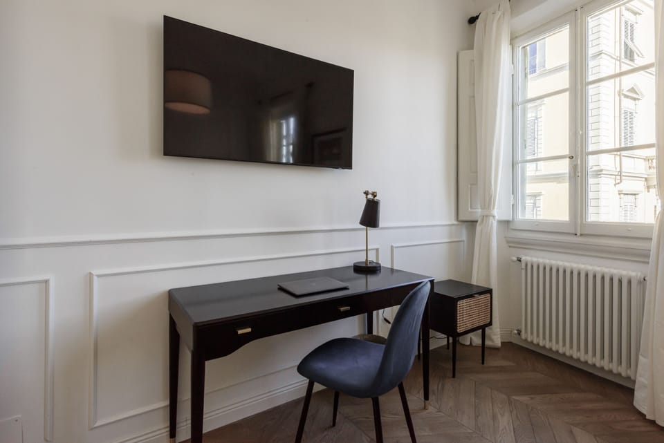 Luxury Apartment | 2 bedrooms, premium bedding, down comforters, individually decorated