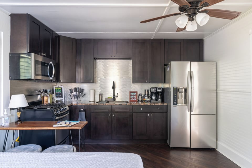 Downtown Studio | Private kitchen | Microwave, coffee/tea maker, electric kettle, toaster