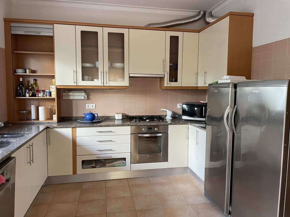Kitchen fully equipped