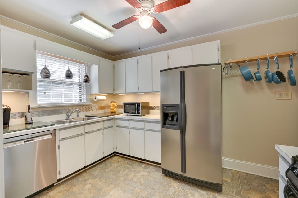 Kitchen | Keurig Coffee Maker