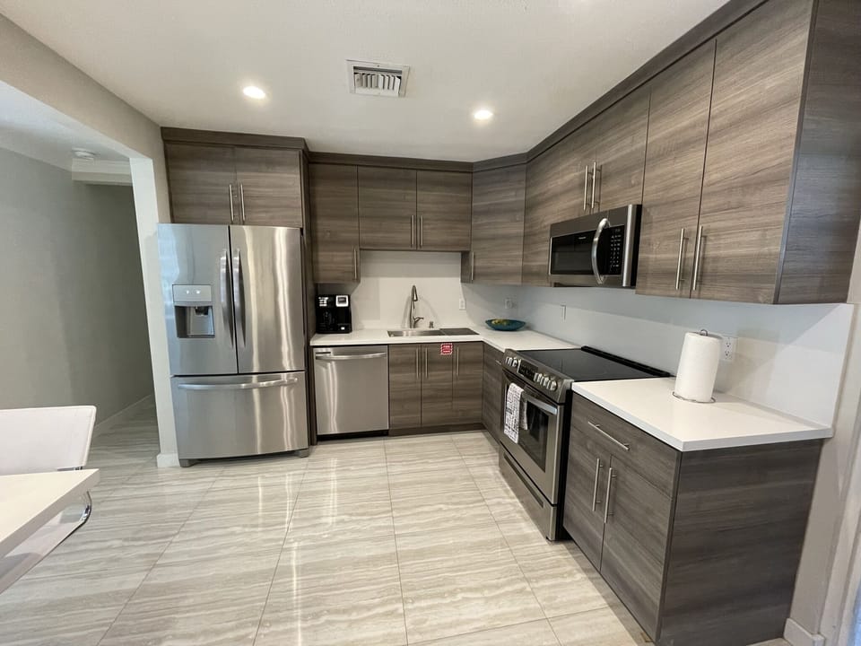 Full Kitchen