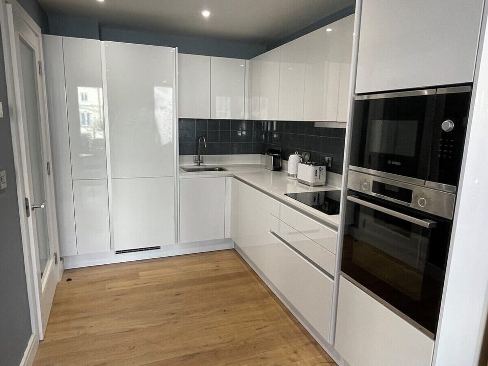 Classic Apartment, Private Bathroom | Shared kitchen