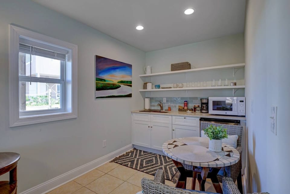 Kitchenette