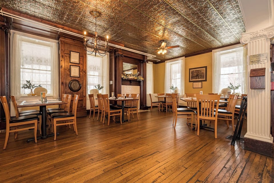 Make reservations to dine in by calling 724-329-8876 or receive chef-prepared meals delivered hot or stocked in your fridge before arrival at: bit.ly/vacation-ready-meals