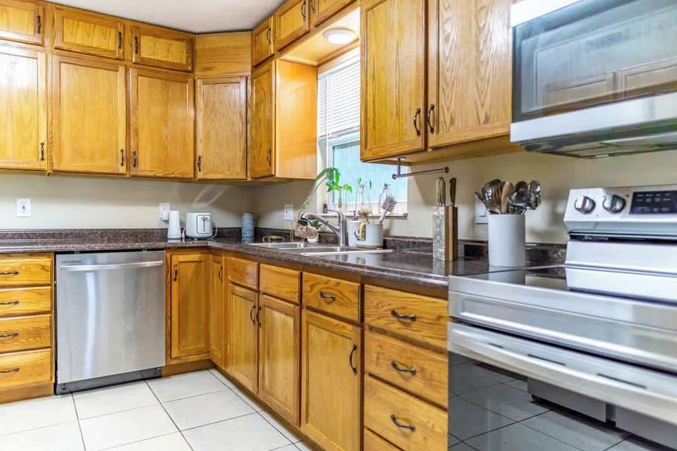 Enjoy all the amenities of staying in a home!