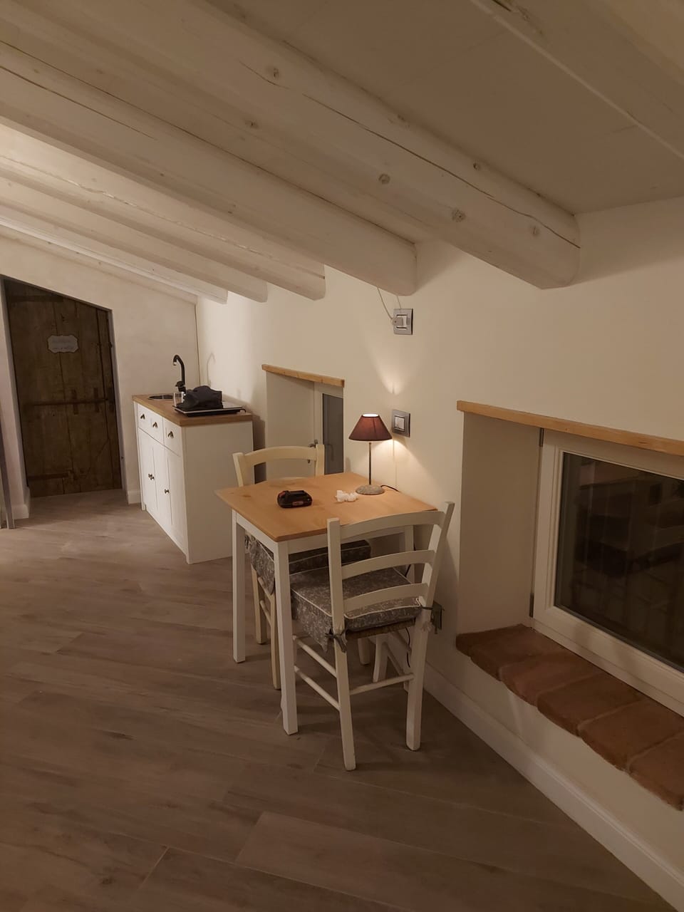 Design Double Room, 1 King Bed | Desk, laptop workspace, free WiFi, bed sheets