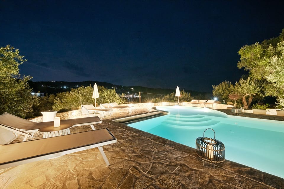 Peace and quiet at pool terrace