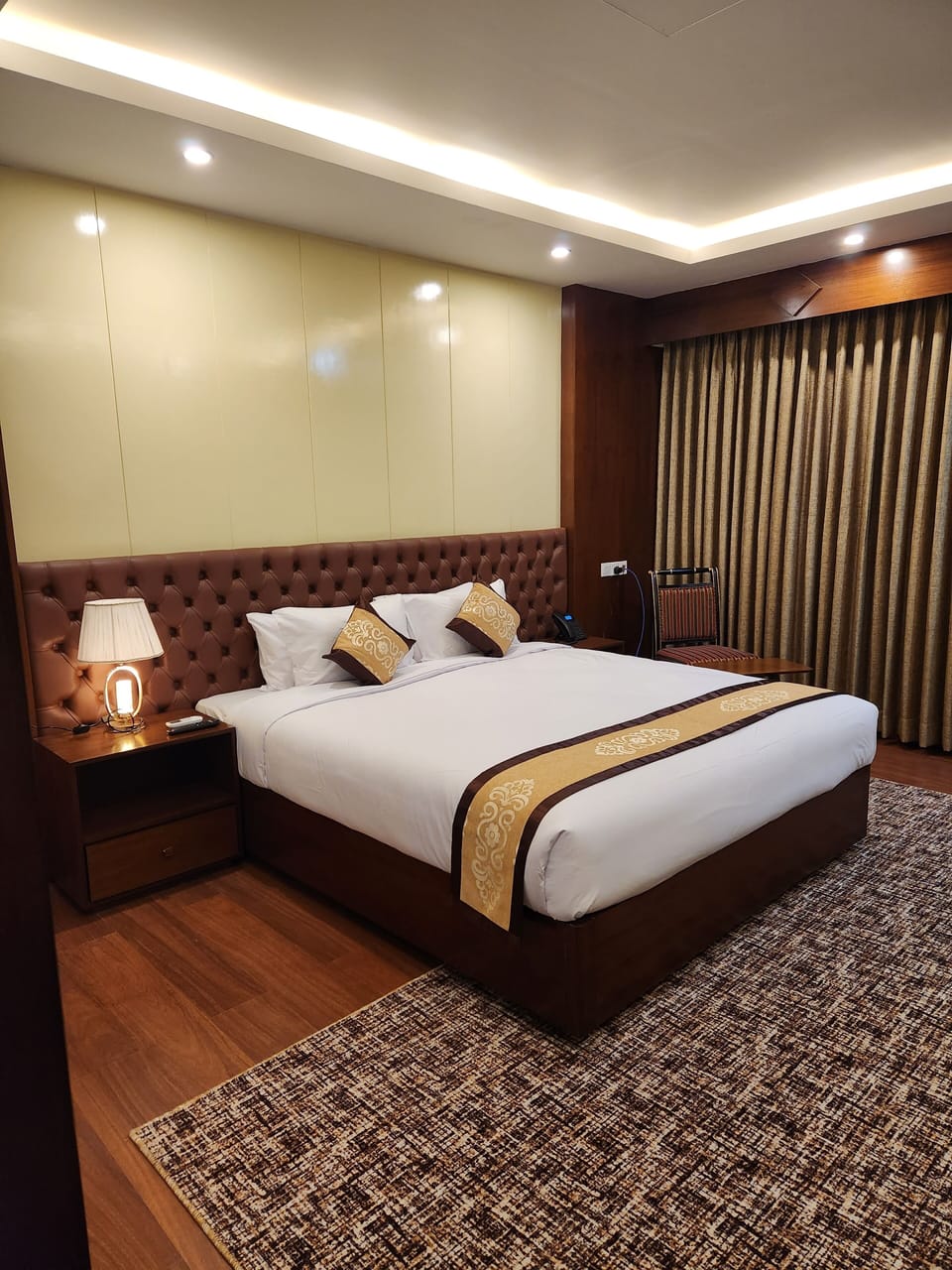 Minibar, in-room safe, individually decorated, individually furnished