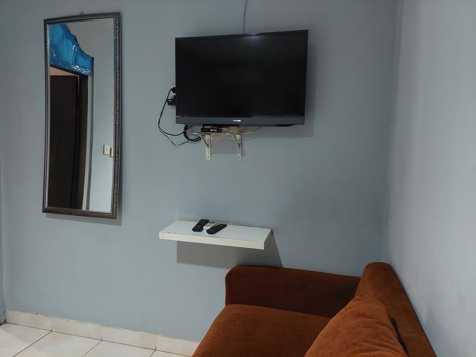 Standard Double Room | Desk, free WiFi, bed sheets
