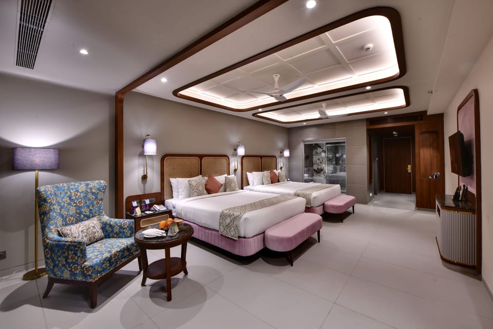 Hazel Suite | In-room safe, desk, laptop workspace, iron/ironing board (on request)