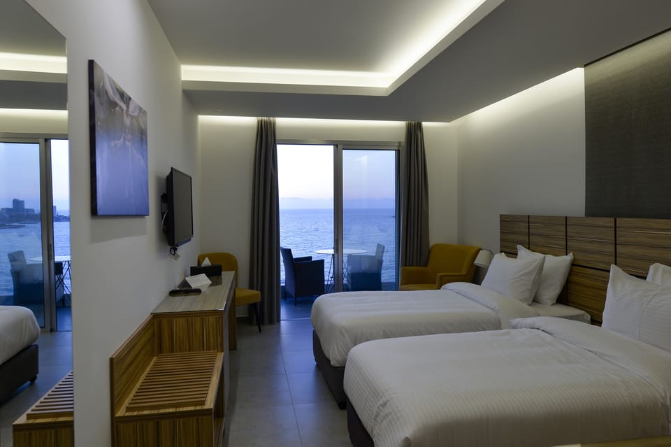 Deluxe Double Room | Egyptian cotton sheets, premium bedding, Select Comfort beds, desk