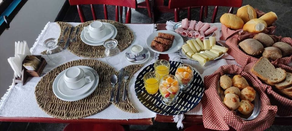 Free daily cooked-to-order breakfast