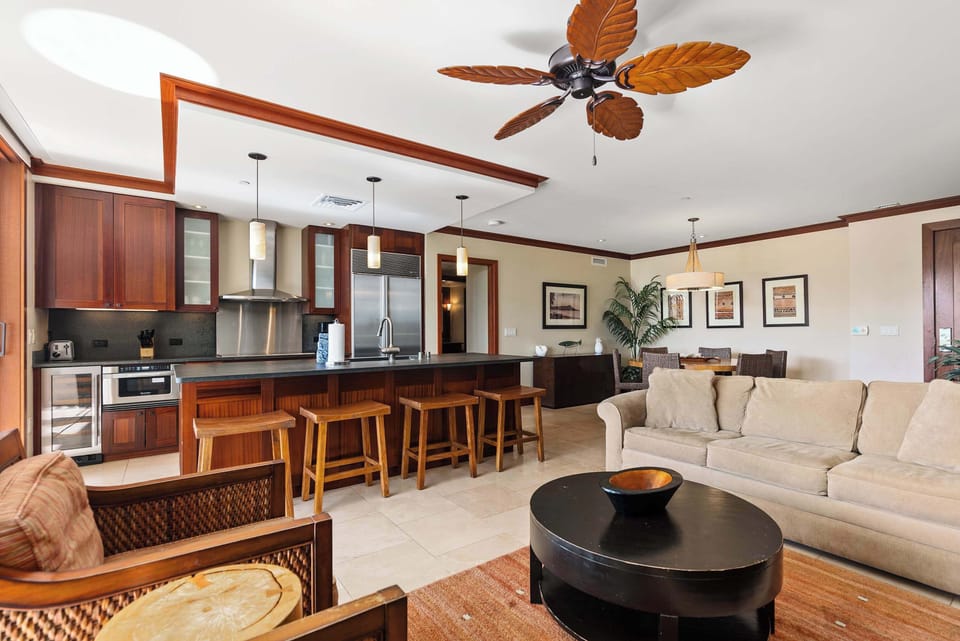 Condo, Multiple Beds, Balcony, Partial Ocean View (Hale Kauwela) | Living area | 50-inch flat-screen TV with digital channels