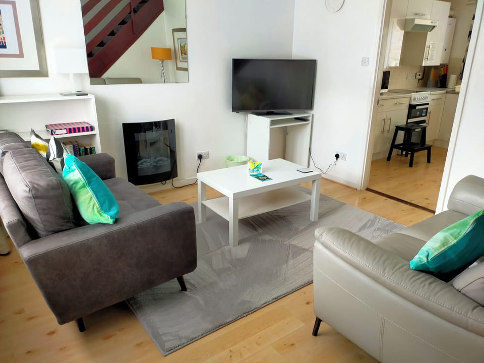Cottage | Living area