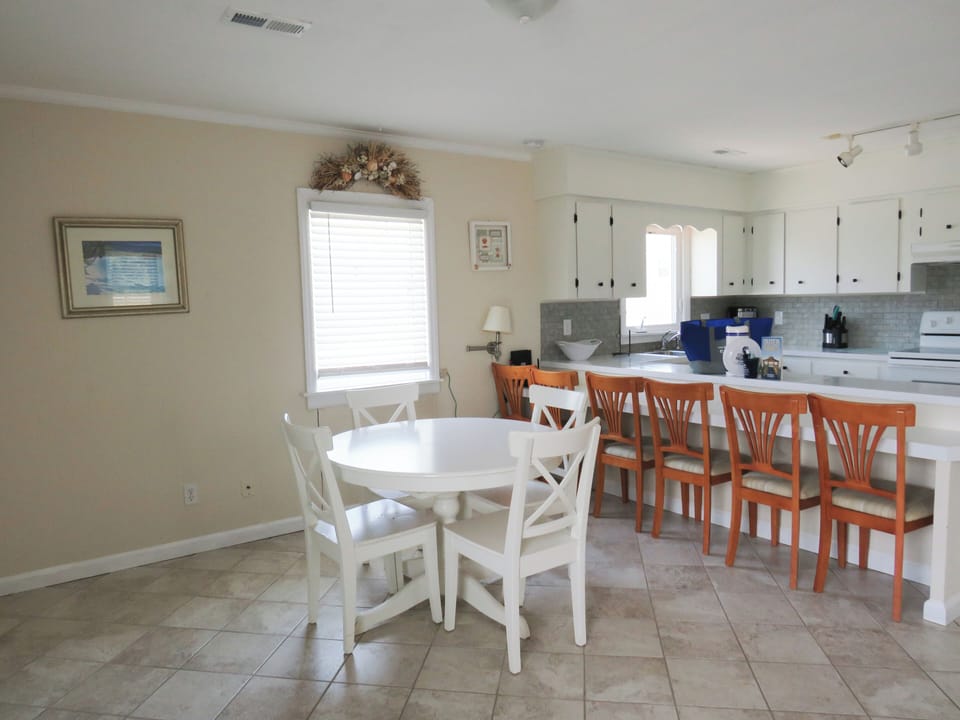 Dining Area - Upon entry you enter into the dining area.