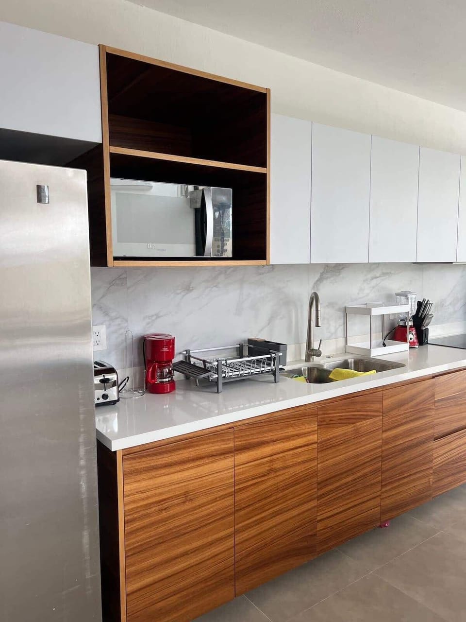 Fully equipped kitchen