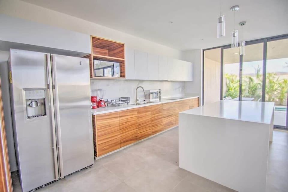 Fully equipped kitchen