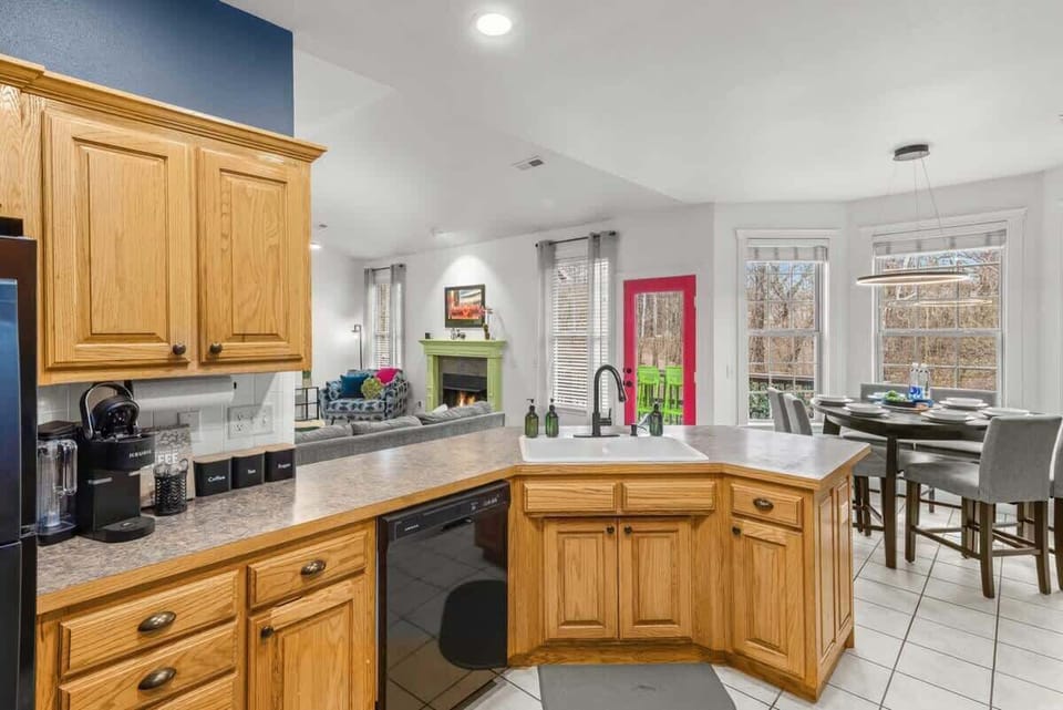 Cook like a pro in the fully stocked kitchen—stainless appliances, drip & Keurig coffee makers, plentiful cookware and spacious counters.