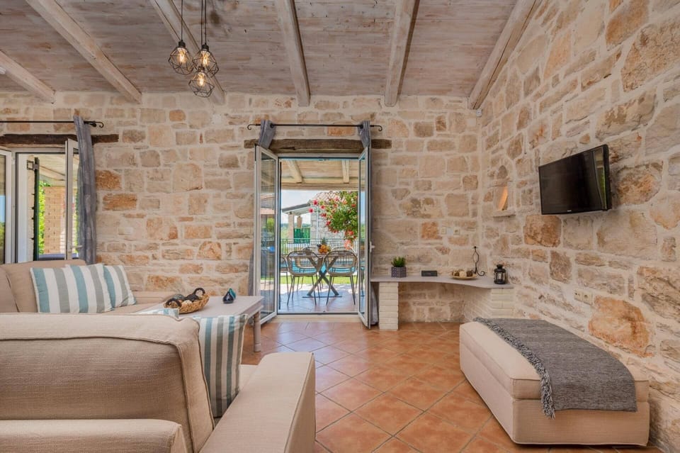Villa Rizolia Enea image