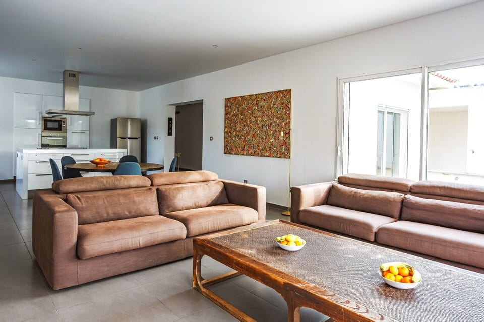 Villa Terre Des Vins image