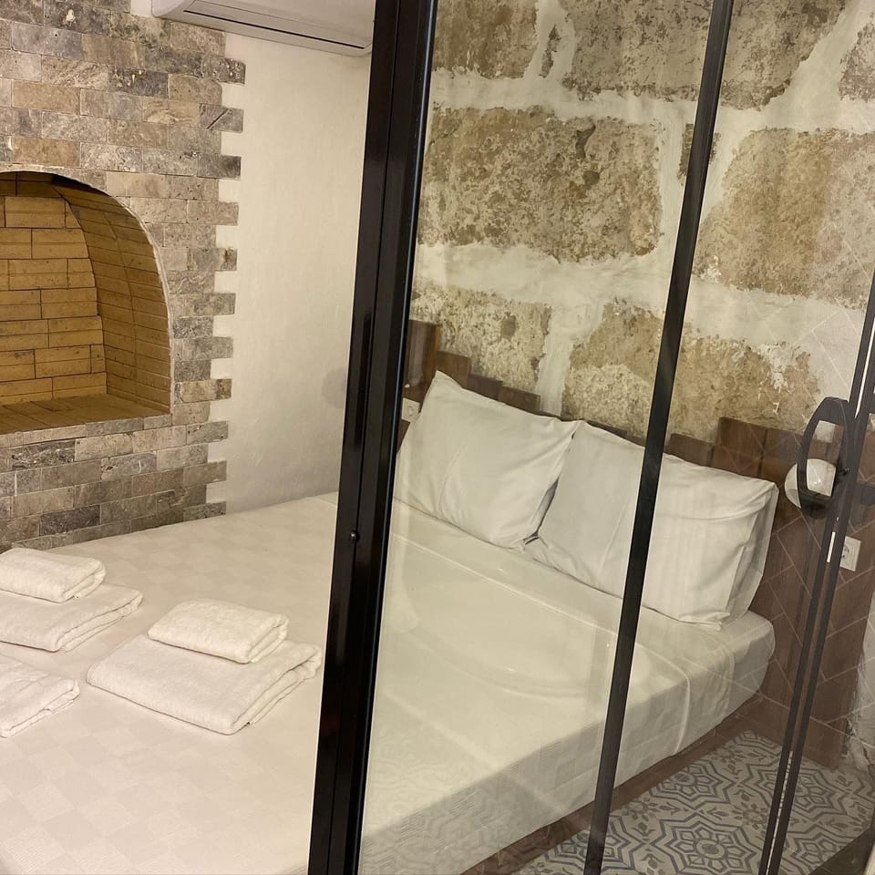 Classic Room | Free WiFi